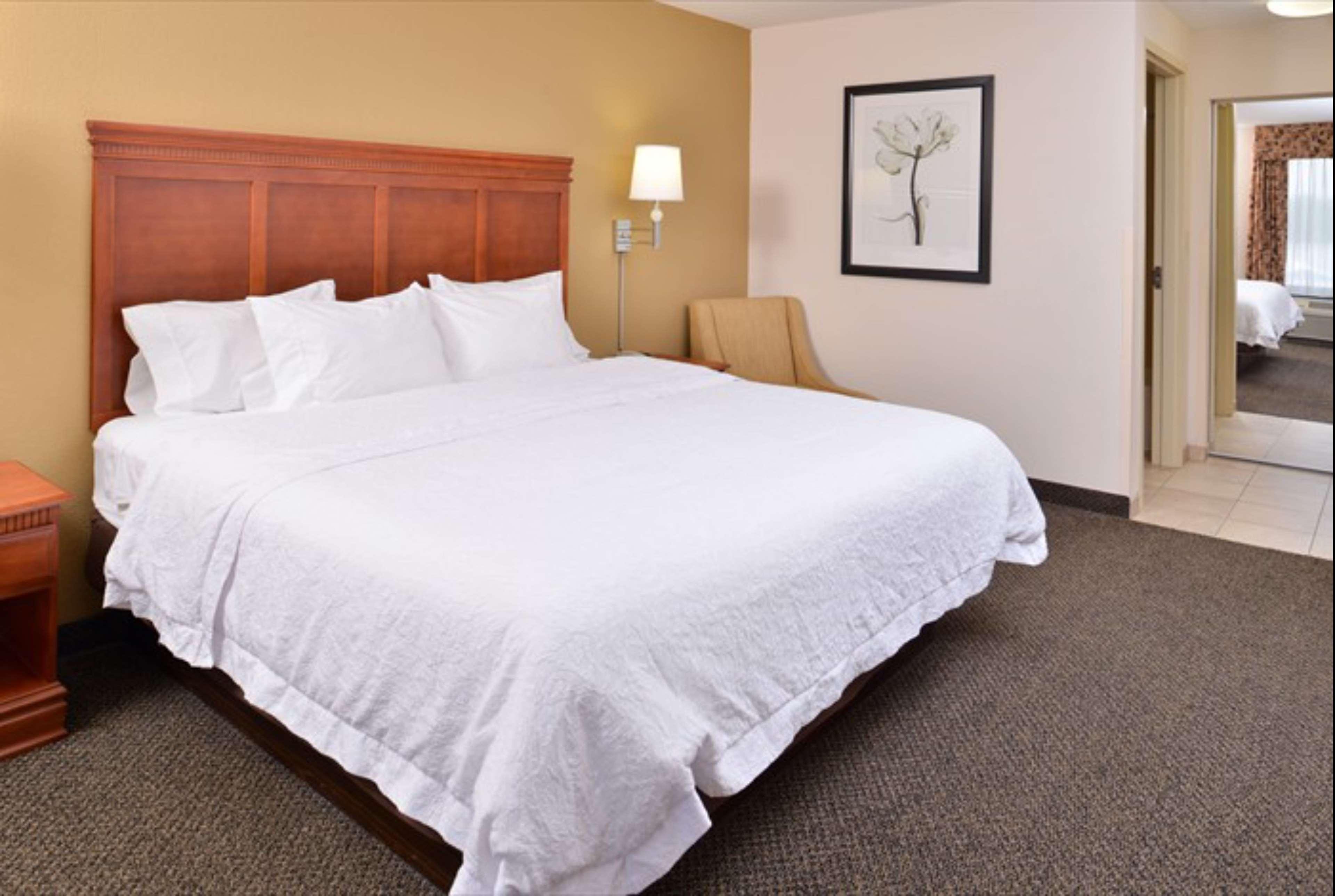 Hampton Inn & Suites Ричмонд Экстерьер фото