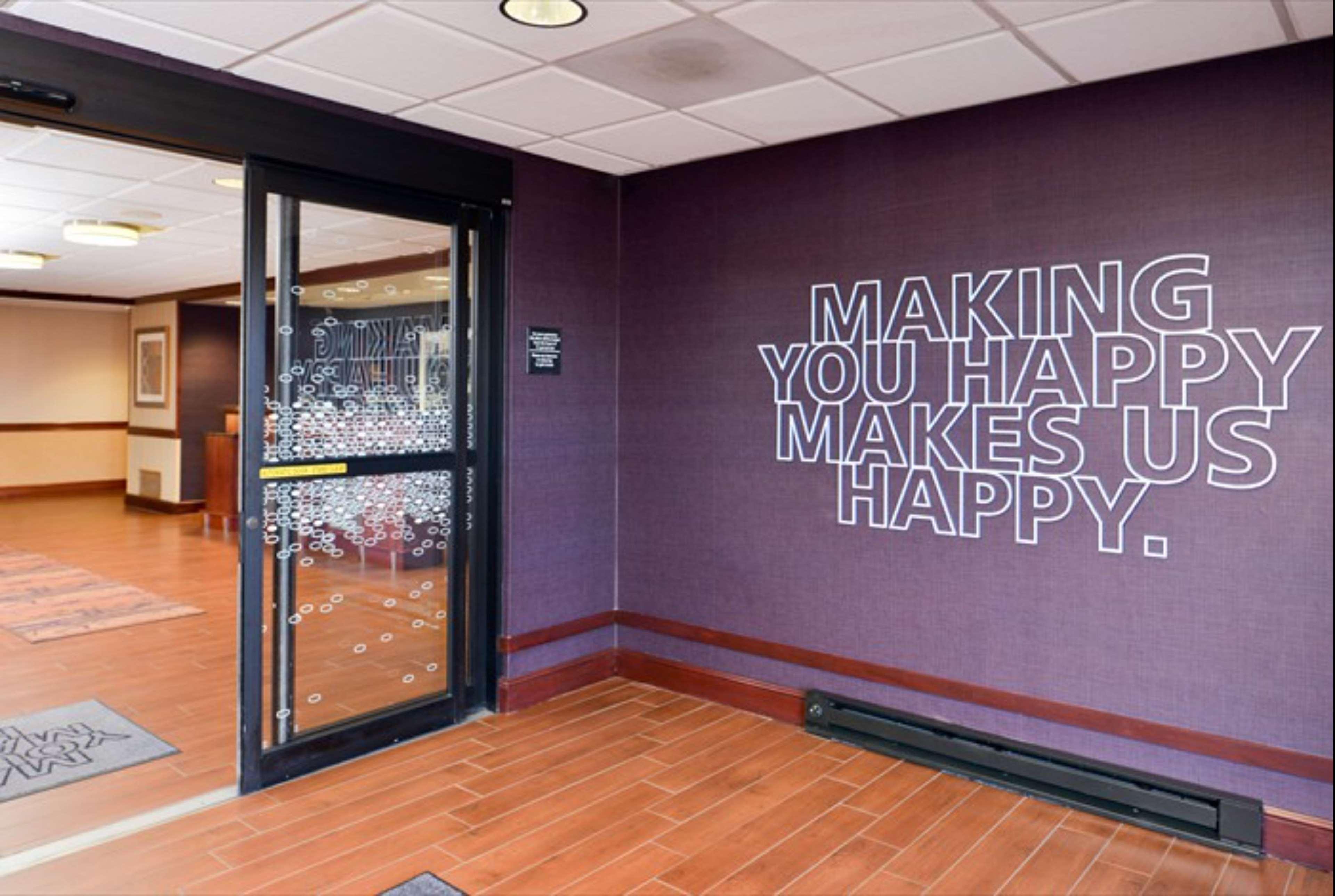 Hampton Inn & Suites Ричмонд Экстерьер фото