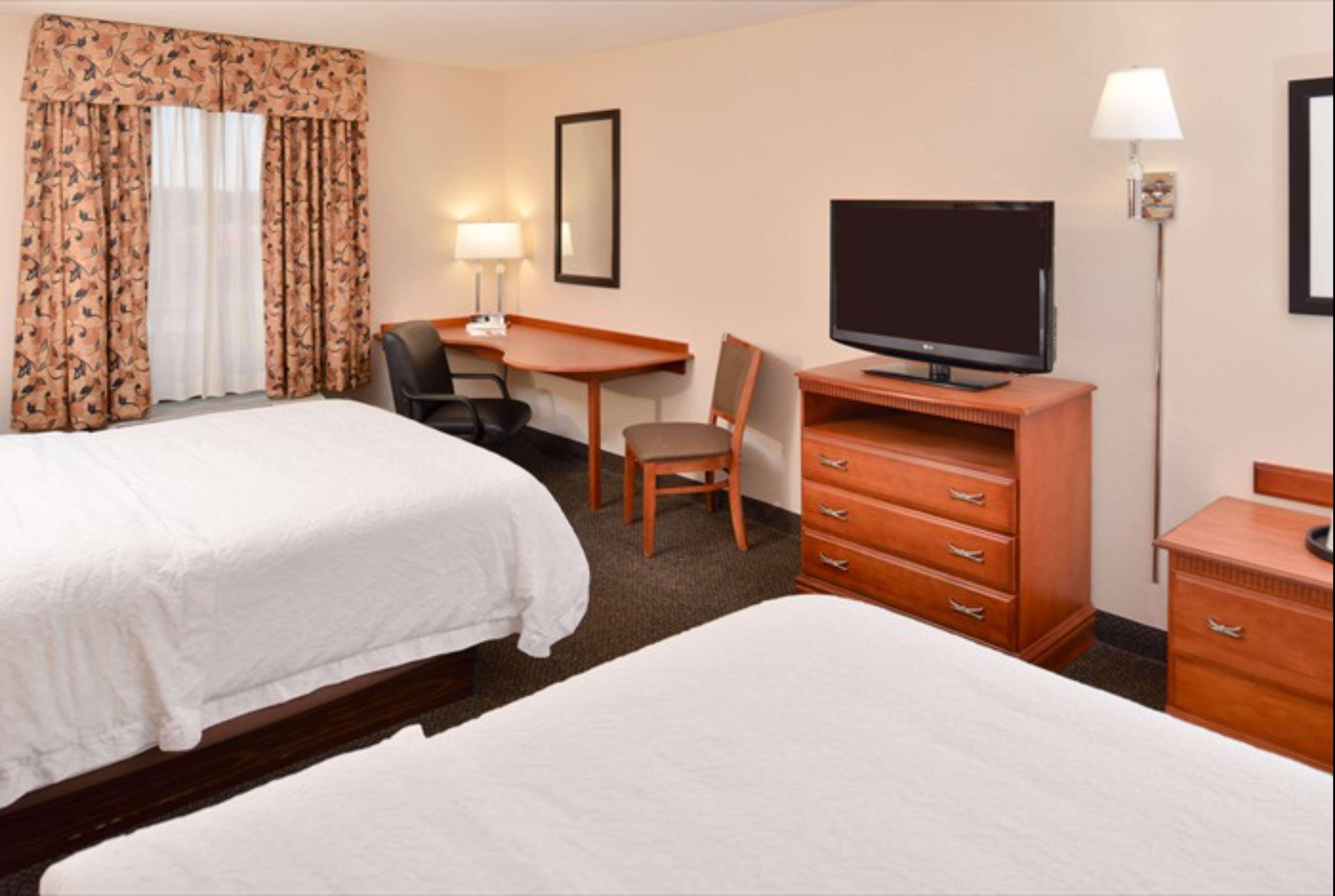 Hampton Inn & Suites Ричмонд Экстерьер фото