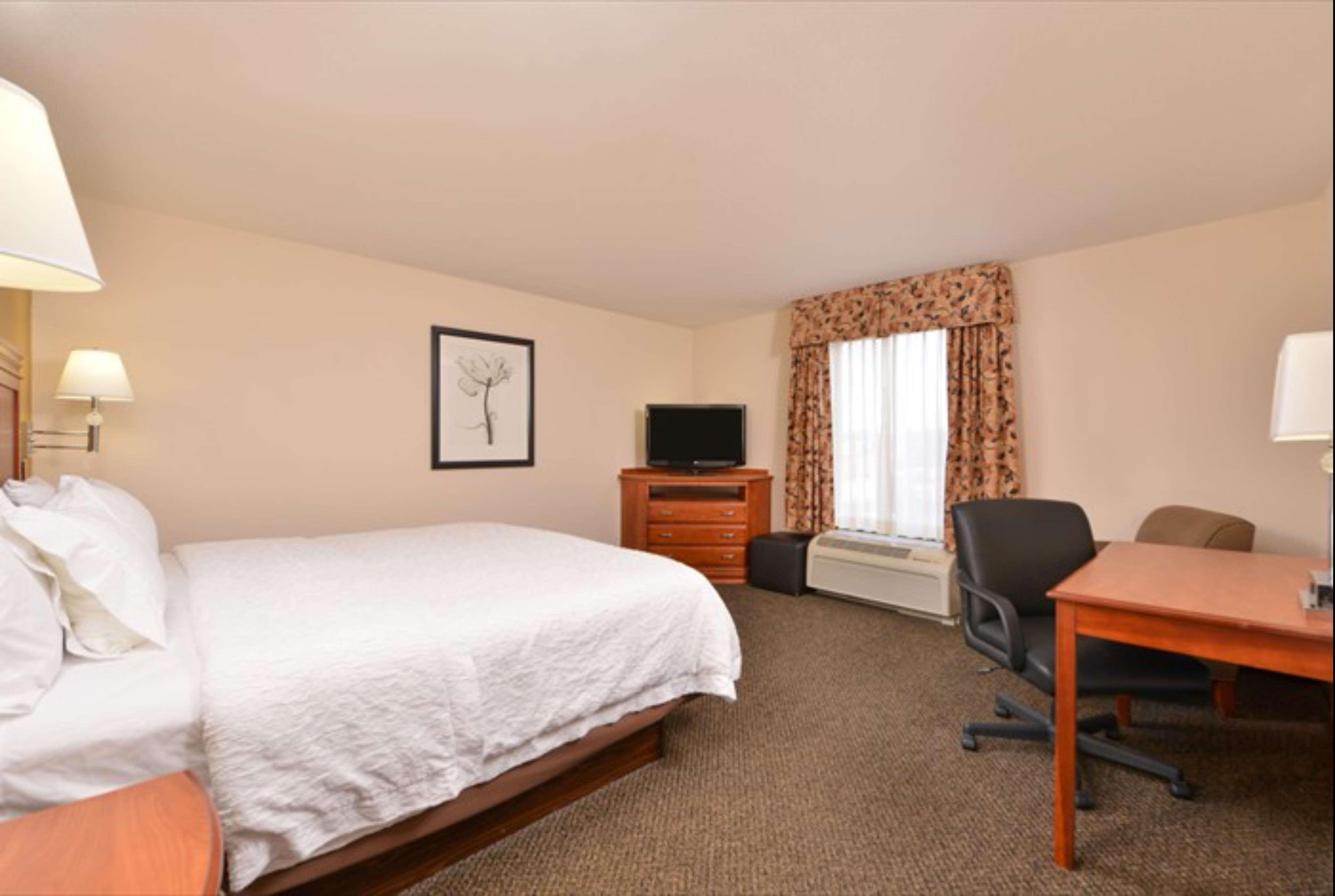 Hampton Inn & Suites Ричмонд Экстерьер фото