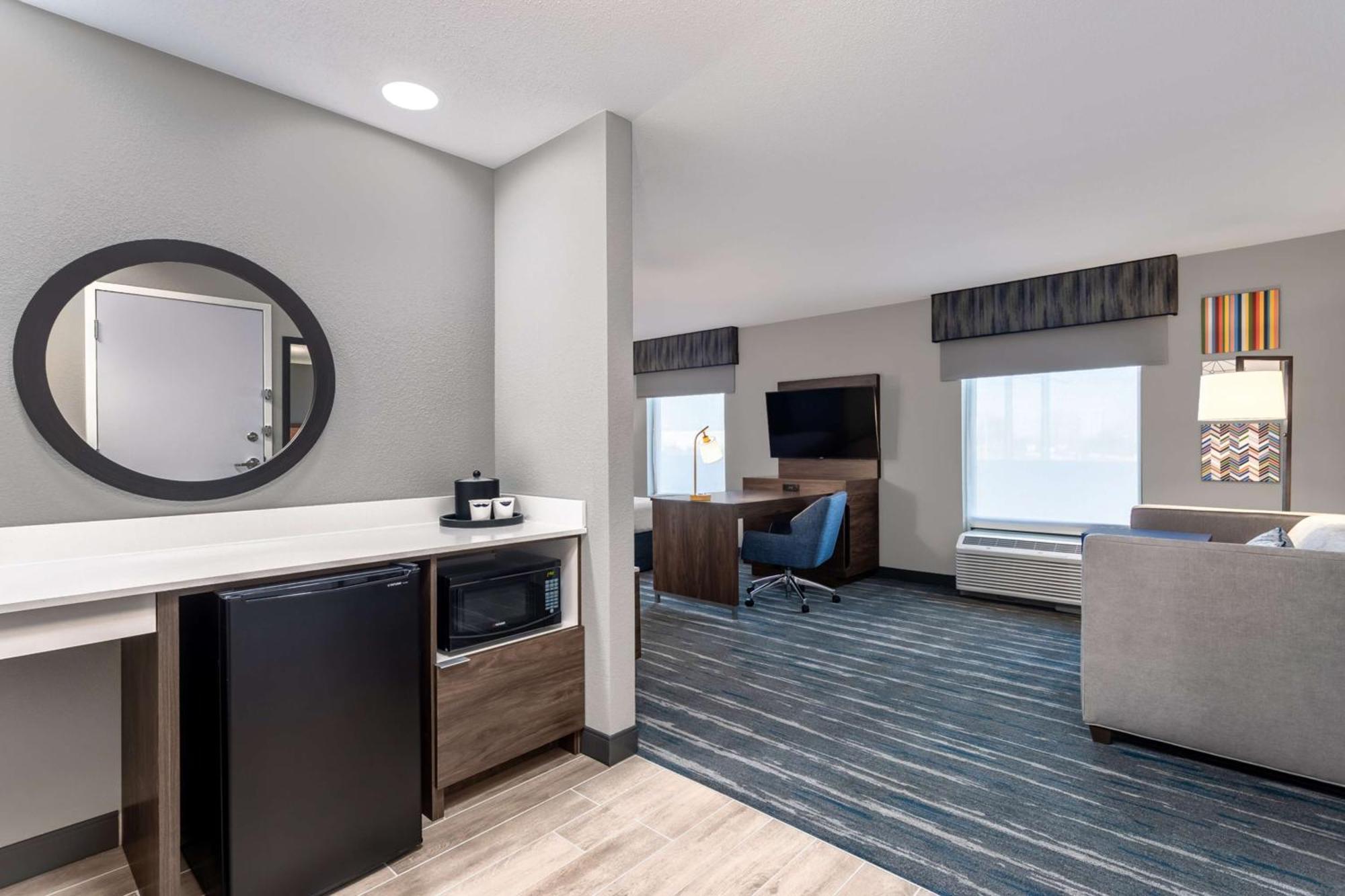 Hampton Inn & Suites Ричмонд Экстерьер фото