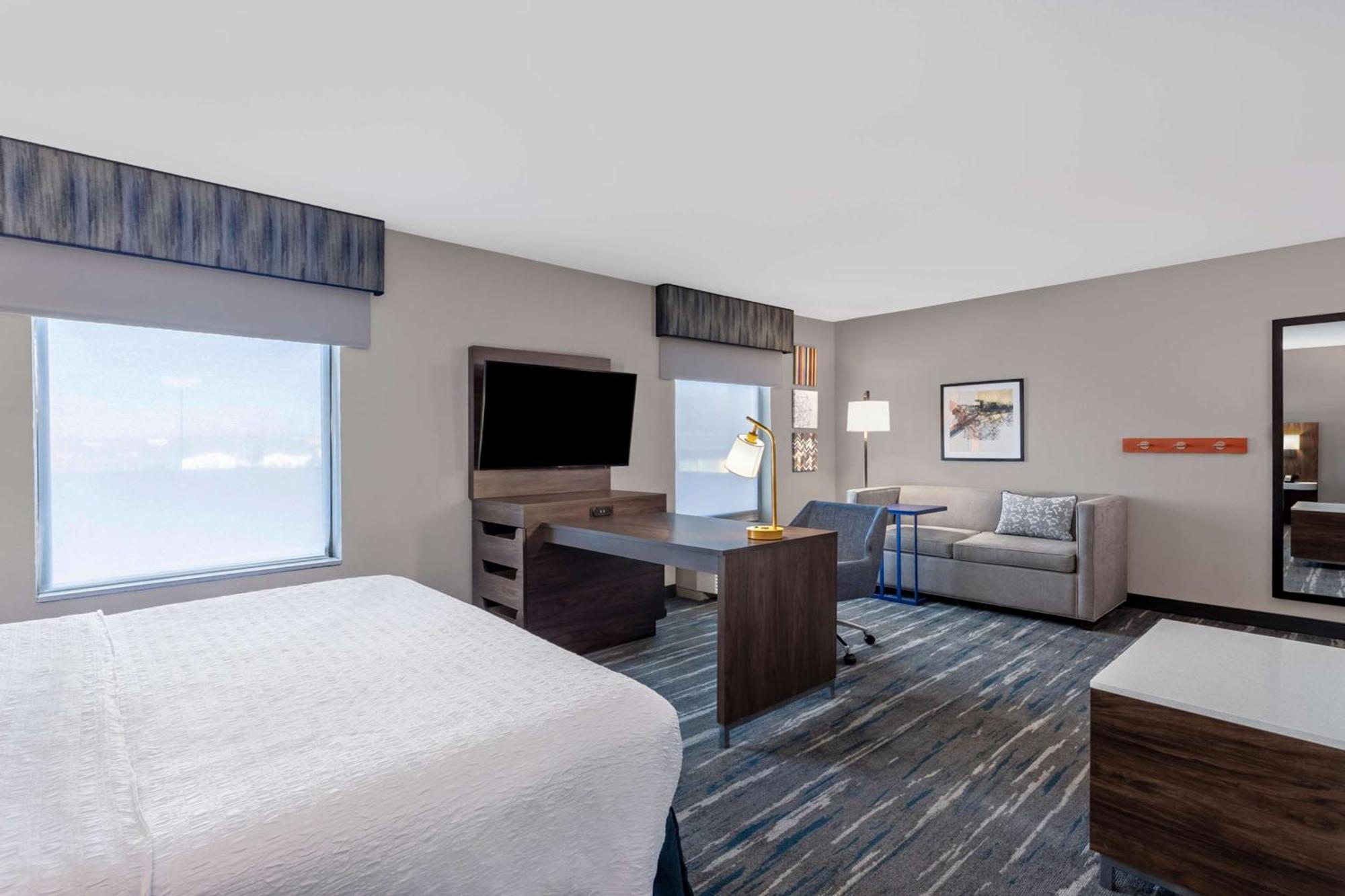 Hampton Inn & Suites Ричмонд Экстерьер фото